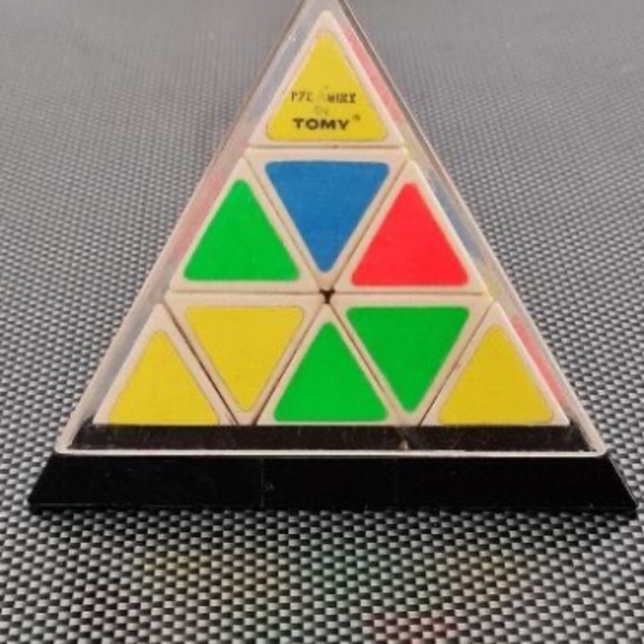 TOMY Toys Vintage Pyraminx By Tomy 981 Pyramid Rubix Cube Type